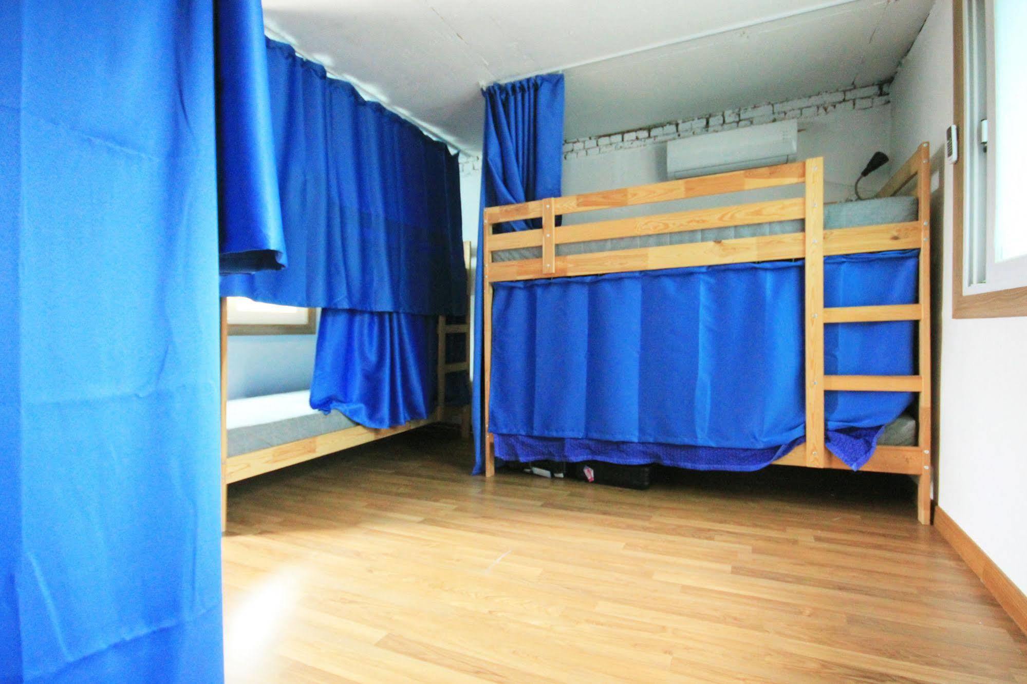 The One Hostel Hongdae In Seoul - Foreigner Only Esterno foto